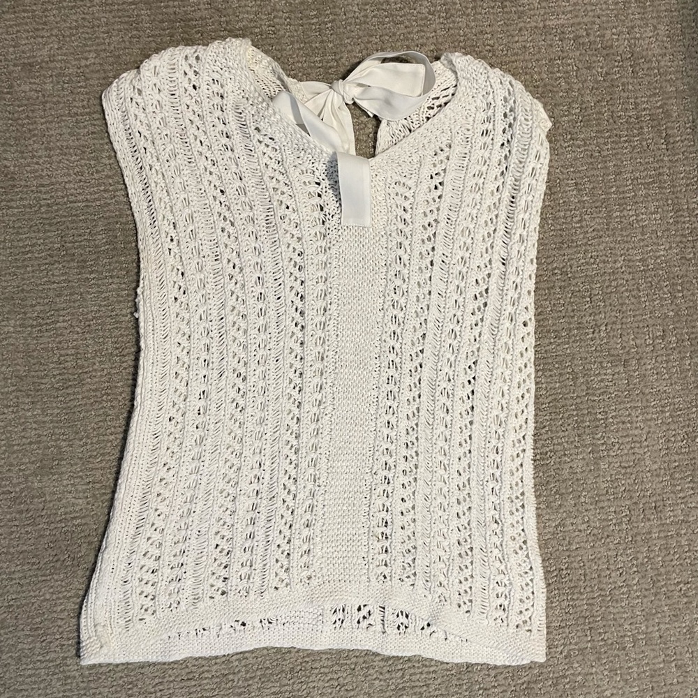 Knit sweater vest